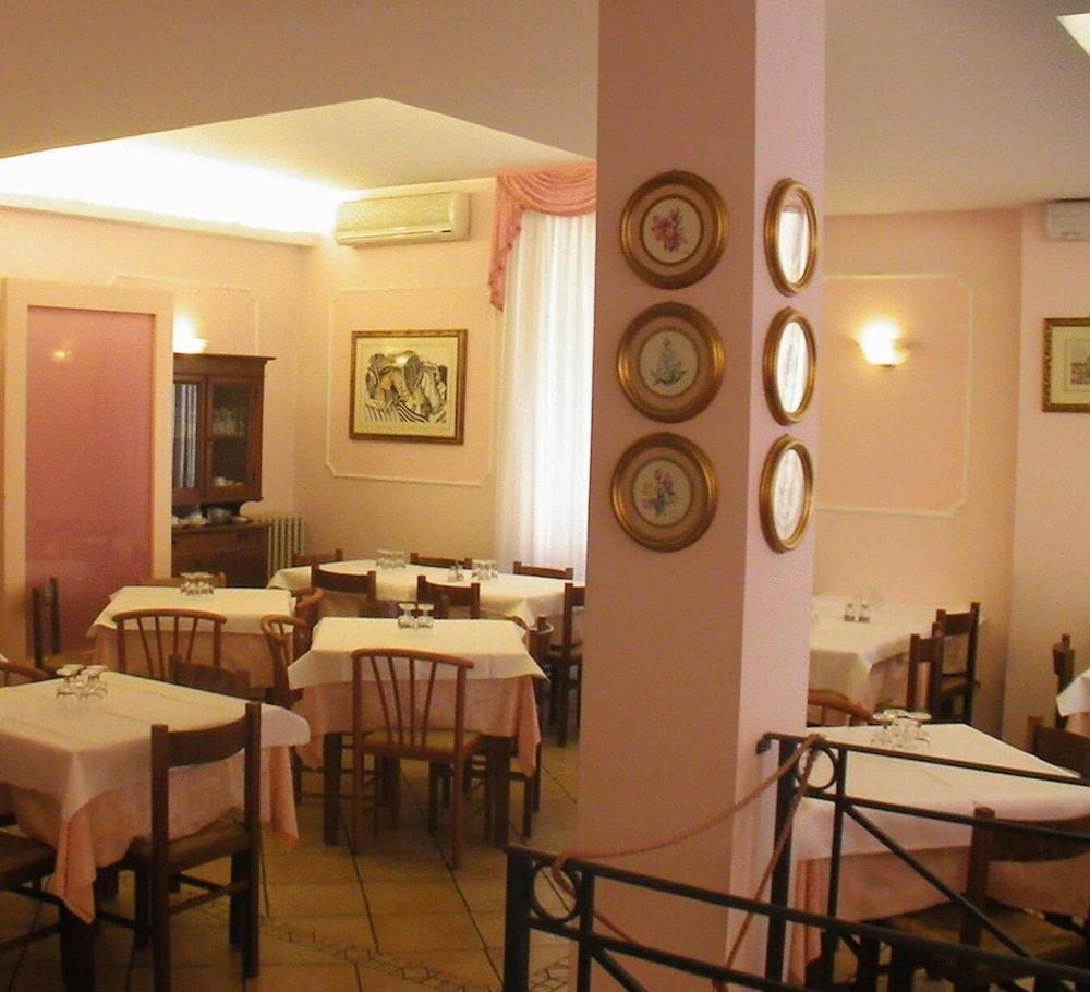 Hotel Venezia Монтекатіні-Терме Екстер'єр фото